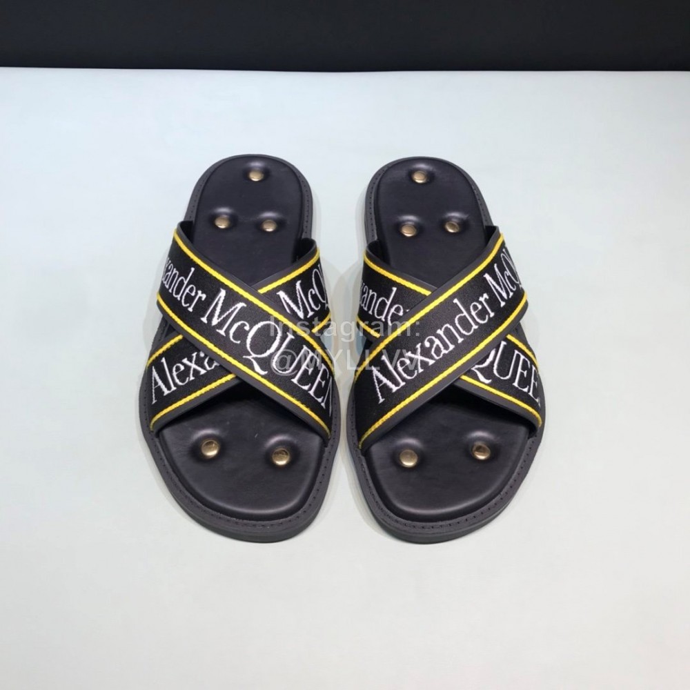 Alexander Mcqueen Matt Leather Rivet Slippers For Men Yellow