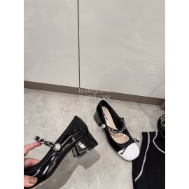 Miumiu Patent Leather Bow Pearl Buckle Thick High Heeled Mary Jane Shoes For Women Black