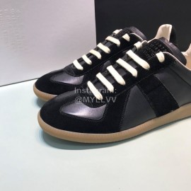 Margiela Cowhide Suede Lace Up Sneakers For Men And Women Black