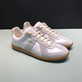 Margiela Cowhide Suede Lace Up Sneakers For Men And Women White