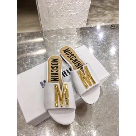Moschino Spring Summer Gold Letter Sheepskin Slippers For Women White