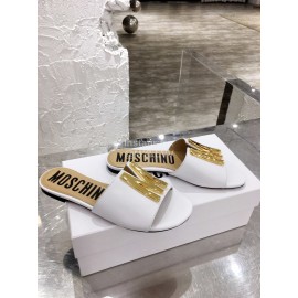 Moschino Spring Summer Gold Letter Sheepskin Slippers For Women White