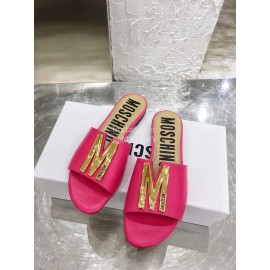 Moschino Spring Summer Gold Letter Sheepskin Slippers For Women Rose Red