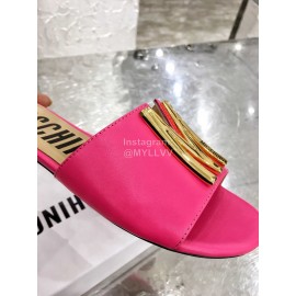 Moschino Spring Summer Gold Letter Sheepskin Slippers For Women Rose Red