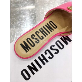Moschino Spring Summer Gold Letter Sheepskin Slippers For Women Rose Red