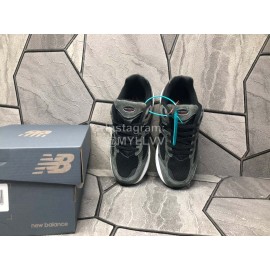 New Balance Mesh Sneakers For Men And Women Black