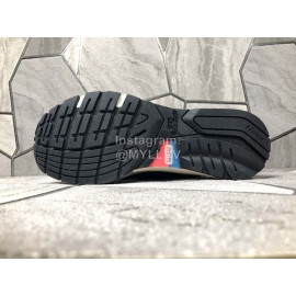 New Balance Mesh Sportshoes For Men And Women Black