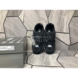 New Balance Mesh Sportshoes For Men And Women Black