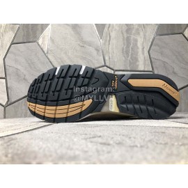 New Balance Mesh Sportshoes For Men And Women Khaki