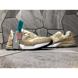 New Balance Mesh Sportshoes For Men And Women Khaki