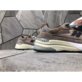 New Balance Mesh Sportshoes For Men And Women Coffee