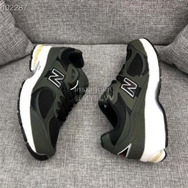 New Balance Ml2002ra Sportshoes For Men And Women Dark Green