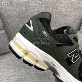 New Balance Ml2002ra Sportshoes For Men And Women Dark Green