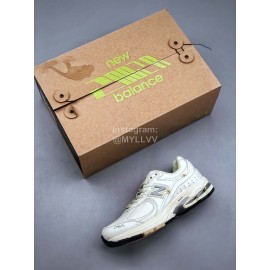 New Balance Randomevent Unik Luminous Mesh Sneakers White