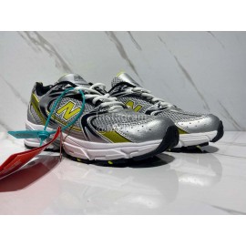 New Balance Mesh Sneakers For Men And Women Yellow