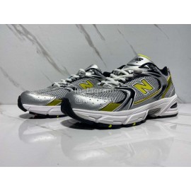 New Balance Mesh Sneakers For Men And Women Yellow