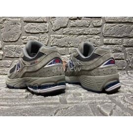 New Balance 2002r Vintage Sneakers For Men And Women