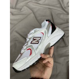 New Balance Vintage Sneakers Mr530sa White Red