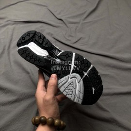 New Balance Mesh Sportshoes For Men And Women