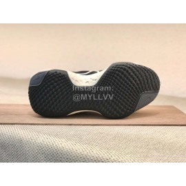 Nike Zoomx Invincible Run Flyknit Sportshoes For Women Black