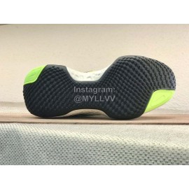 Nike Zoomx Invincible Run Flyknit Sportshoes For Women Pink