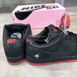 Staple Nike Dunk Sb Low Pro Og Qs Sneakers For Men 