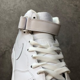 Nike White New Casual Sneakers For Men And Women