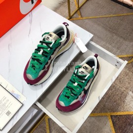 Sacai Co Branded Nike Dnoble Swoosh Logo Sneakers For Men And Women Green