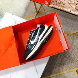 Sacai Co Branded Nike Dnoble Swoosh Logo Sneakers For Men And Women Black