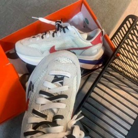 Sacai Co Branded Nike Dnoble Swoosh Logo Sneakers For Men And Women Gray