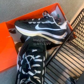 Sacai Co Branded Nike Dnoble Swoosh Logo Sneakers Black For Men And Women