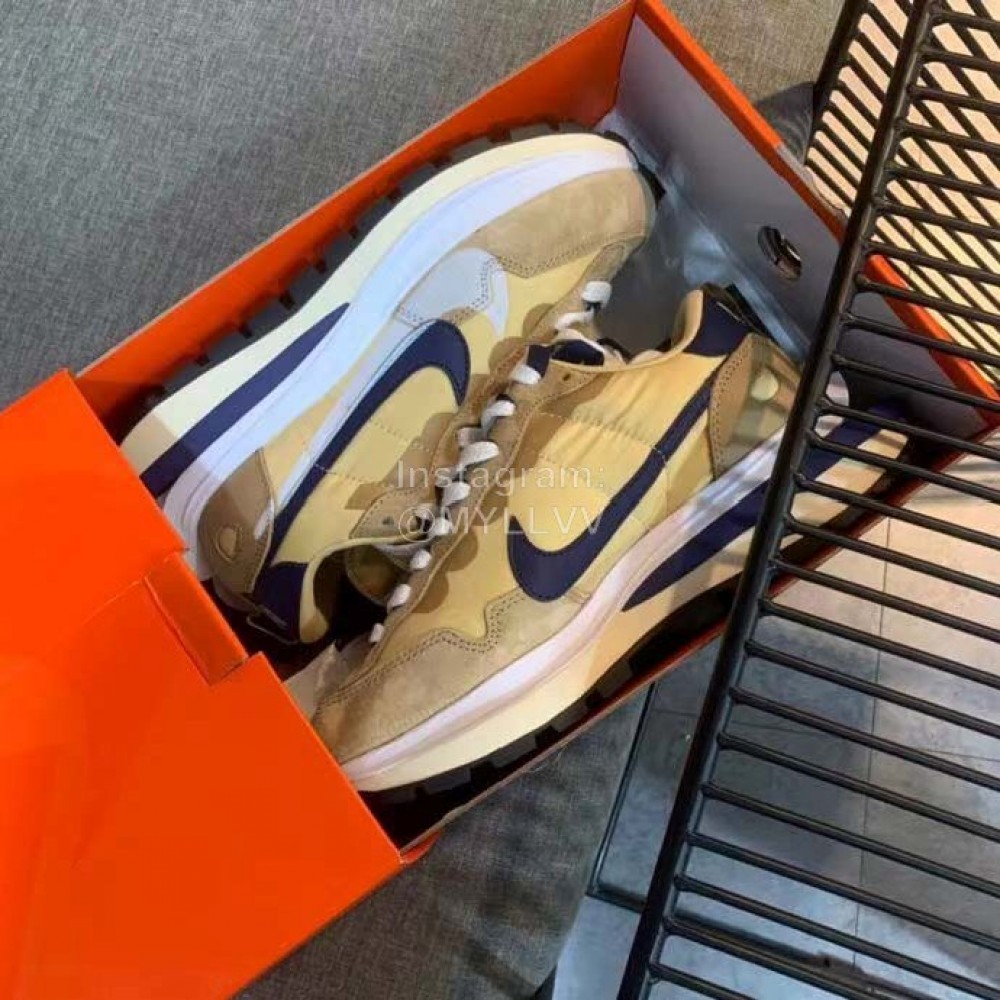 Sacai Co Branded Nike Dnoble Swoosh Logo Sneakers Yellow For Men And Women