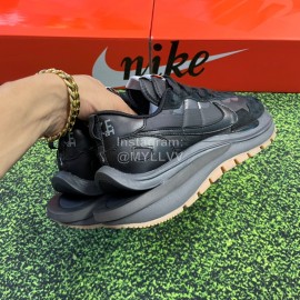 Sacai Co Branded Nike Pegasus Vaporfly Sneakers For Men And Women Black