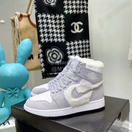 Air Jordan 1 Midlight Bone Wool High Top Sneakers For Women Gray