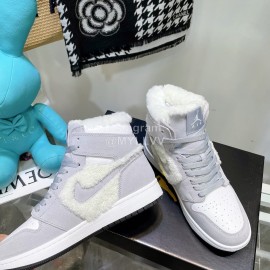 Air Jordan 1 Midlight Bone Wool High Top Sneakers For Women Gray