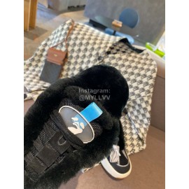 Off White Autumn Winter Calf Wool Sneakers For Men And Women Gray