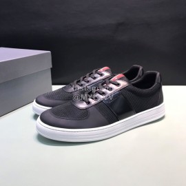 Prada Fashion Cowhide Nylon Casual Sneakers For Men Black