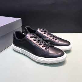 Prada Fashion Leather Casual Sneakers For Men Black