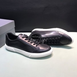 Prada Fashion Leather Casual Sneakers For Men Black
