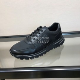 Prada Mesh Cowhide Casual Sneakers For Men Black