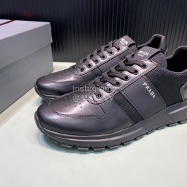Prada Spring Summer Black Cowhide Sneakers For Men 