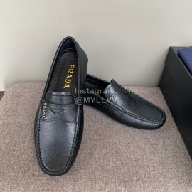 Prada Calf Leather Business Casual Shoes For Men Black