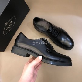 Prada Black Calf Leather Lace Up Shoes For Men 