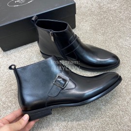 Prada Calf Leather Zipper Short Boots For Men Black