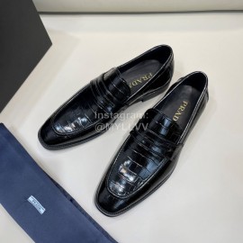 Prada Crocodile Pattern Leather Casual Loafers For Men