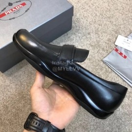 Prada Cowhide Casual Business Sneakers For Men 