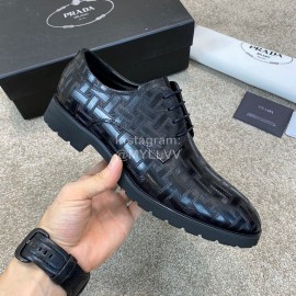 Prada Cowhide Lace Up Casual Shoes For Men Black