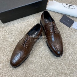 Prada Cowhide Lace Up Casual Shoes For Men Brown