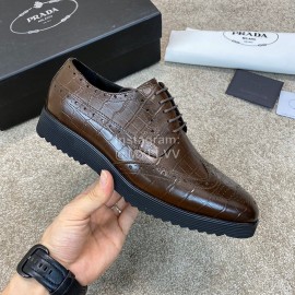 Prada Cowhide Lace Up Casual Shoes For Men Brown