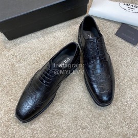 Prada Black Cowhide Lace Up Casual Shoes For Men